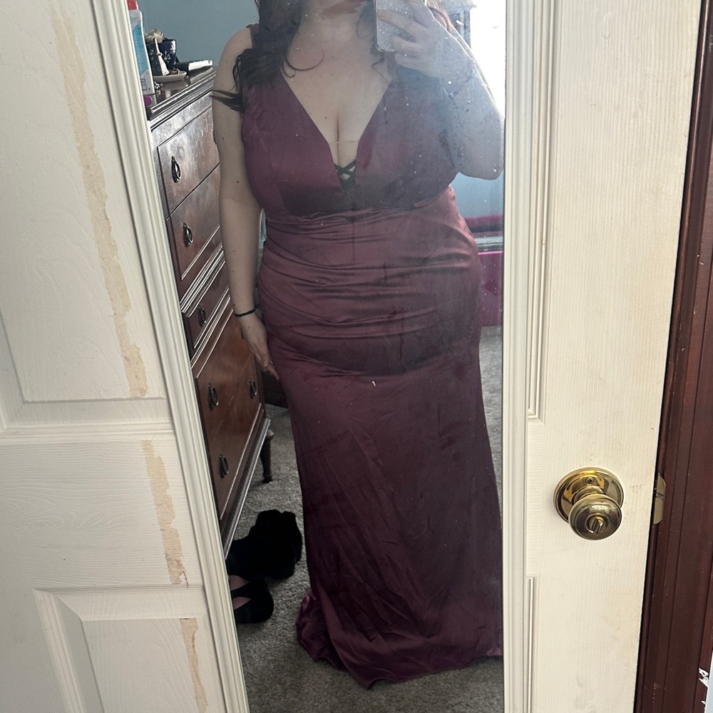 Elegant Chianti Evening Gown